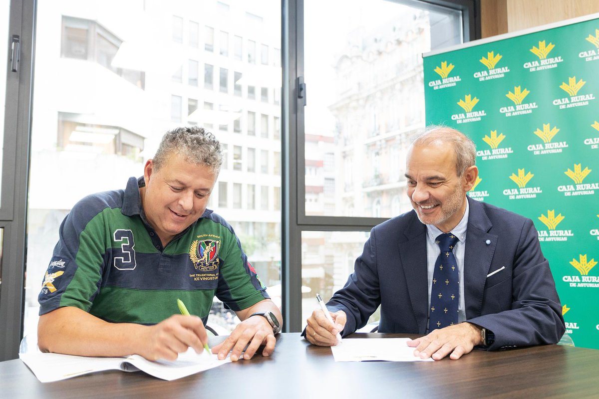 CRASTURIAS's tweet image. 🏀 ¡Nueva colaboración con el @cbPumarin!

Carlos Blanco, presidente del club, y Jesús Bello, director de zona, firmaron el acuerdo en un acto celebrado en Gijón.

#nuestrocompromisoconeldeporte