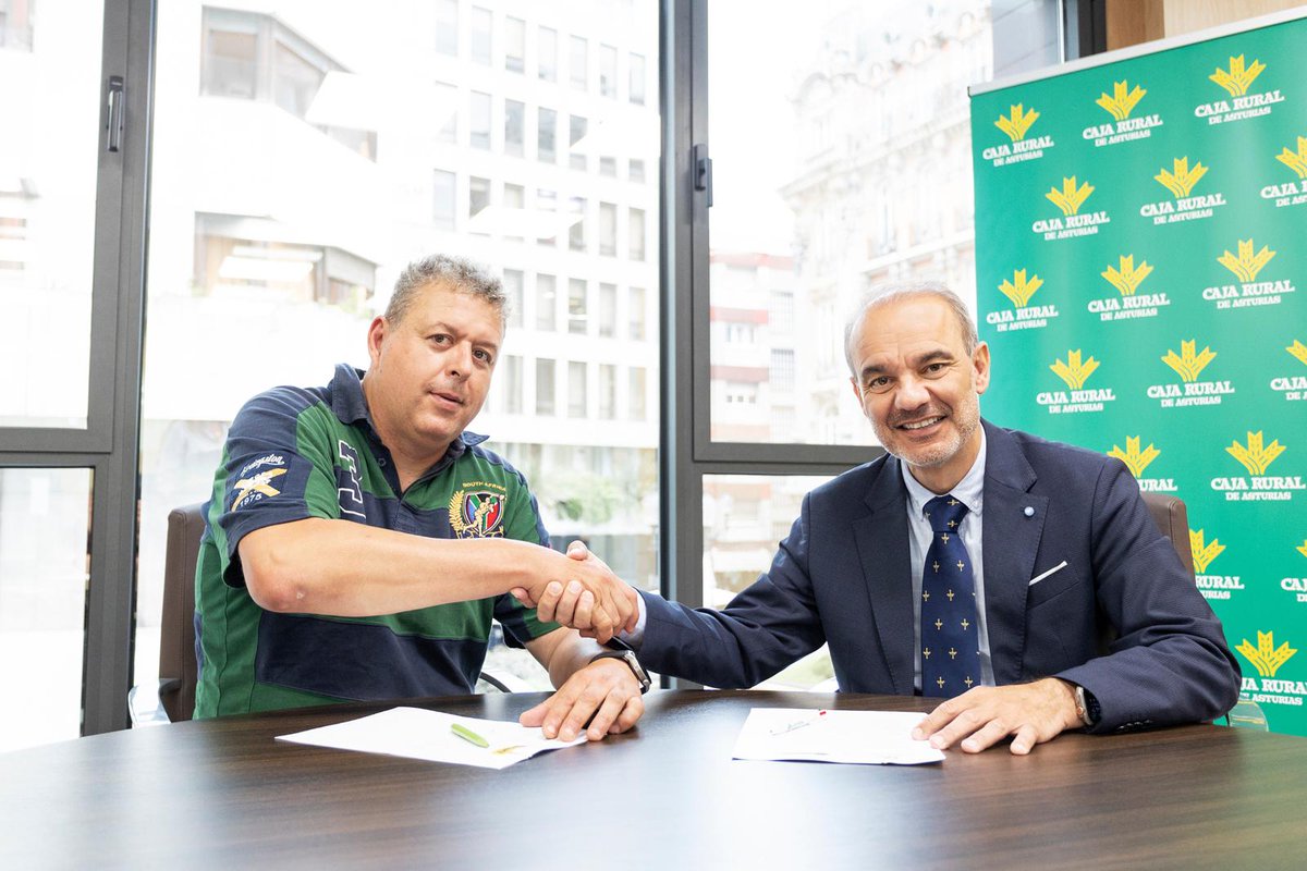 CRASTURIAS's tweet image. 🏀 ¡Nueva colaboración con el @cbPumarin!

Carlos Blanco, presidente del club, y Jesús Bello, director de zona, firmaron el acuerdo en un acto celebrado en Gijón.

#nuestrocompromisoconeldeporte