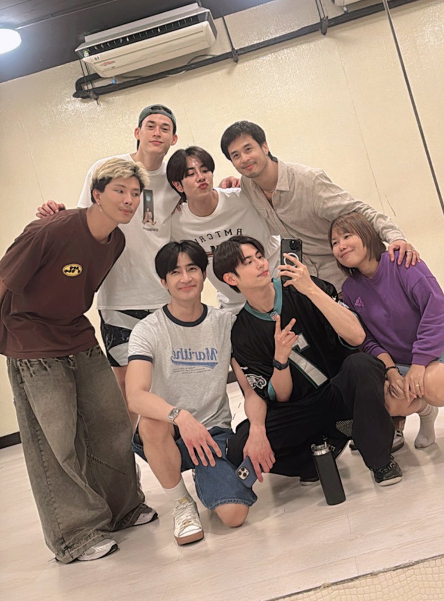 For today🕺🏻 #OnlyFriendsDreamOn