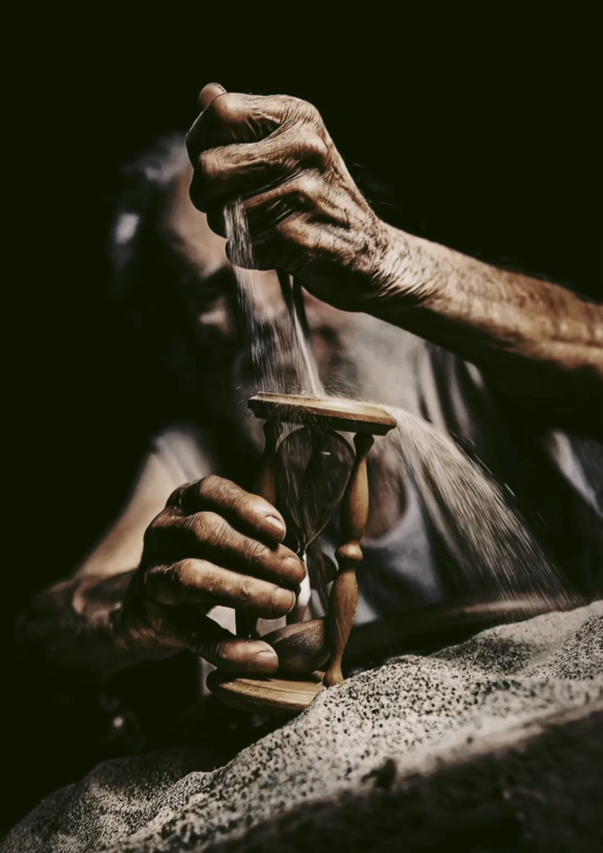 “iyi davranışların bile sınırı olmalıdır.

  iyi davranışlarına bile sınır koyabilen 
  insan bilge insandır…”

                                            ——    juvenalis
  .