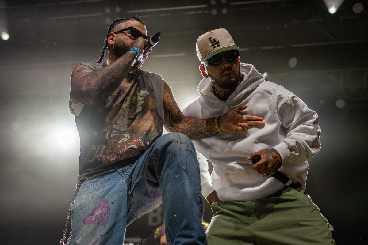 HOBSanDiego's tweet image. RECAP! July 22nd
Rakim w/ Coyote
📸: Charlie Cisneros @Deadeye.Charlie on IG
Download the full album with more fan photos here: livemu.sc/40yG64o