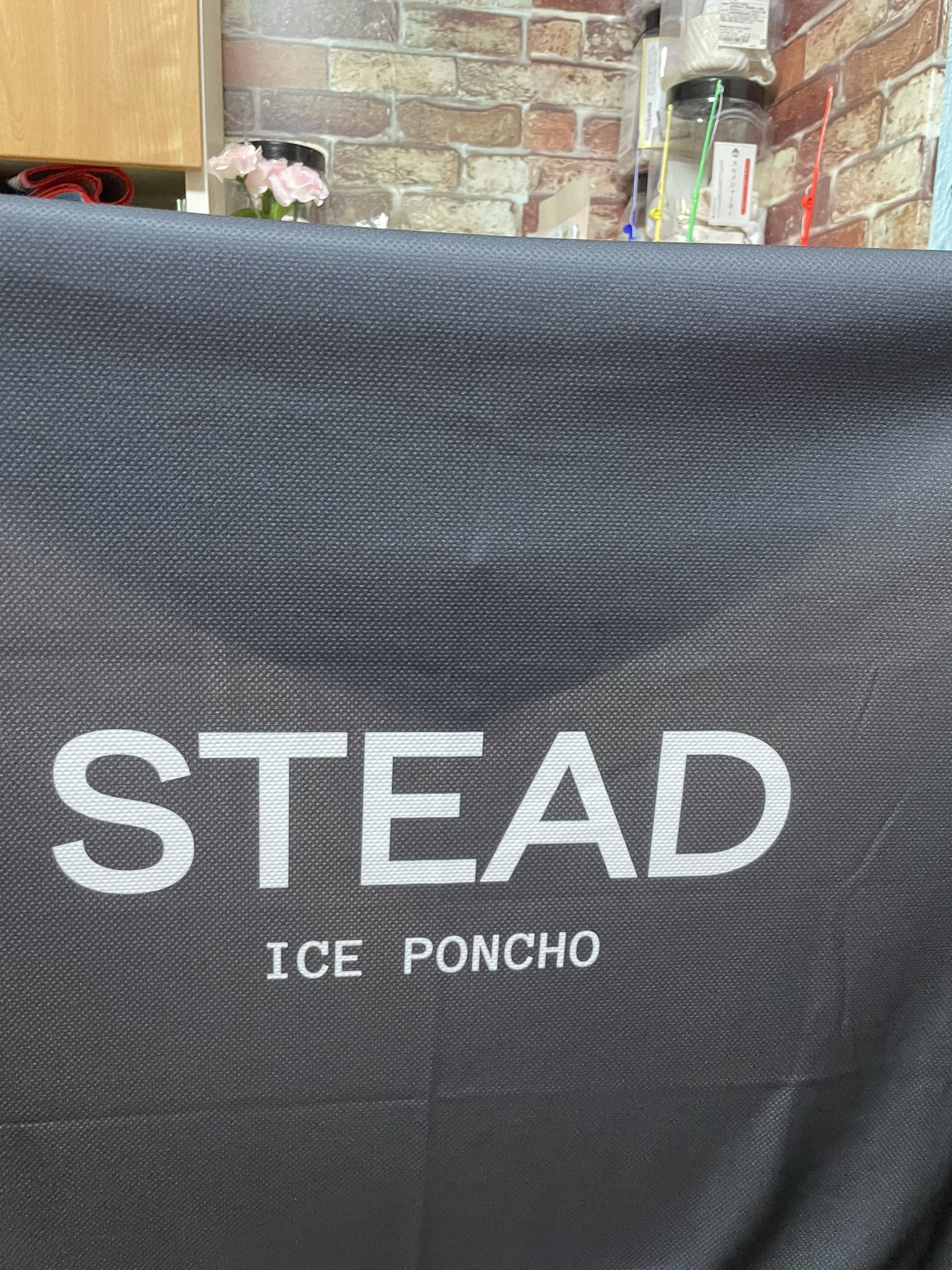 ［新品］［通販の虎］STEAD 冷感ポンチョ ブラック NEWブラック【送料込み】ice poncho / 冷感アイスポンチョ【※8月