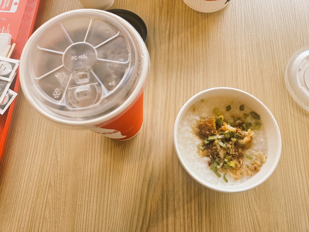 Hi2chan's tweet image. Breakfast.
No, I ate it at breakfast.
Yes, BREAKFAST.
It is not breakfast time right now.
Trust meeeeeeeee