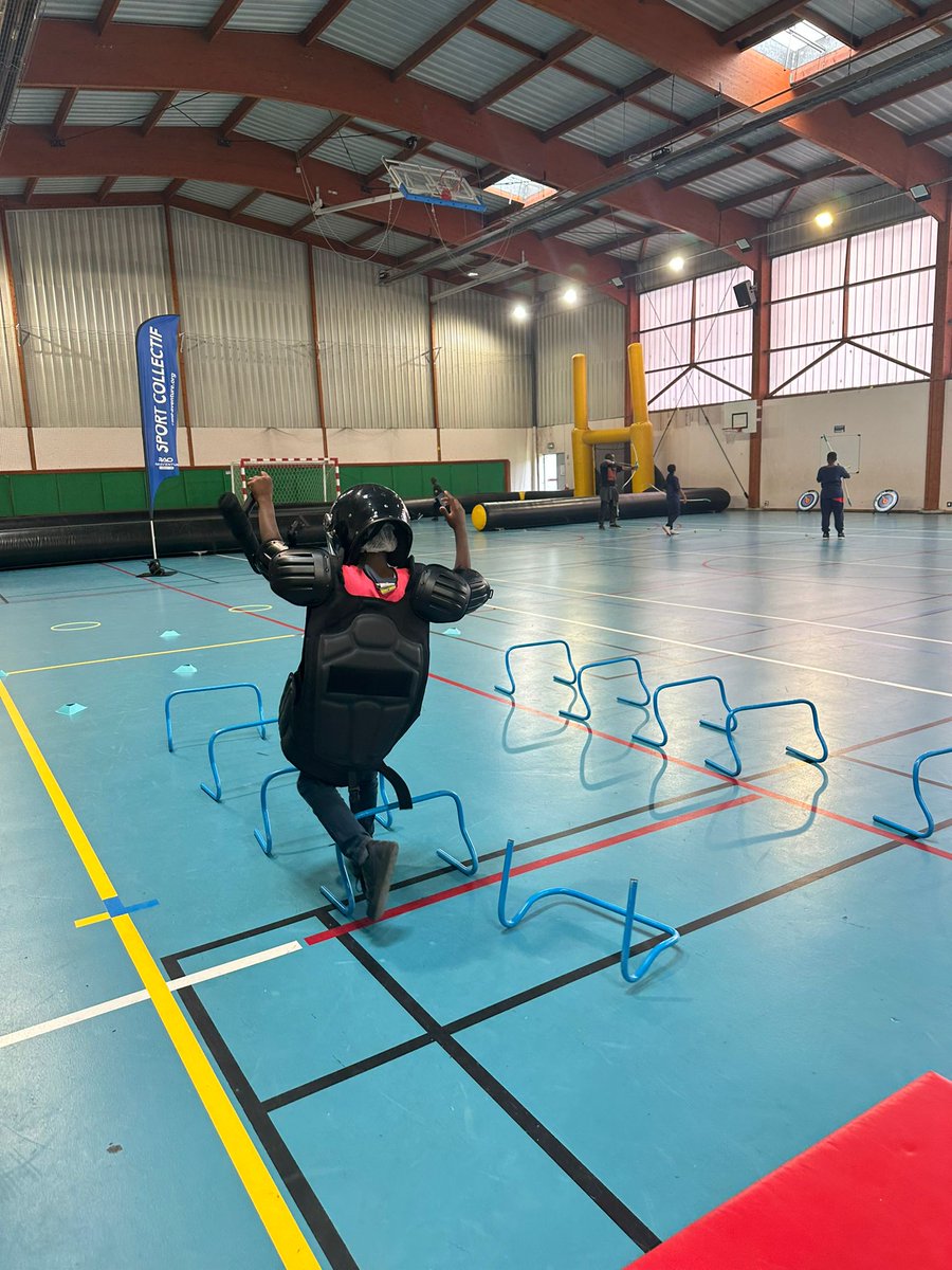 [#Prox] Le <a href="/RaidAventureRAO/">Raid Aventure Organisation</a> était à <a href="/VilleMontmagny/">Ville de Montmagny</a> ce mardi !
Une journée de rapprochement #PolicePopulation qui en annonce une autre le 3 septembre prochain au cœur du quartier des Lévriers.

Avec le soutien de <a href="/Prefet95/">Préfet du Val-d'Oise</a>
<a href="/SG_CIPDR/">SG-CIPDR</a> <a href="/ANCTerritoires/">Agence nationale de la cohésion des territoires</a> <a href="/ANCVacances/">ANCV</a> <a href="/MutuelleMGP/">La MGP - la mutuelle des forces de sécurité</a>