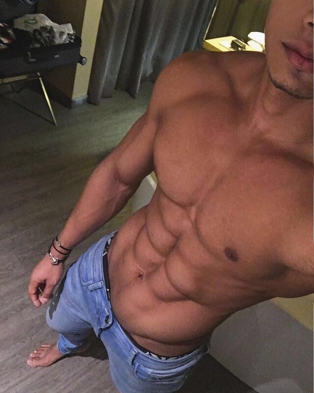 try to break end #alpha #bro #muscle #bulge #service #dominant #master #str8 #masculine #badass #fuck #biceps #flexing #gutpunching #abs #ripped