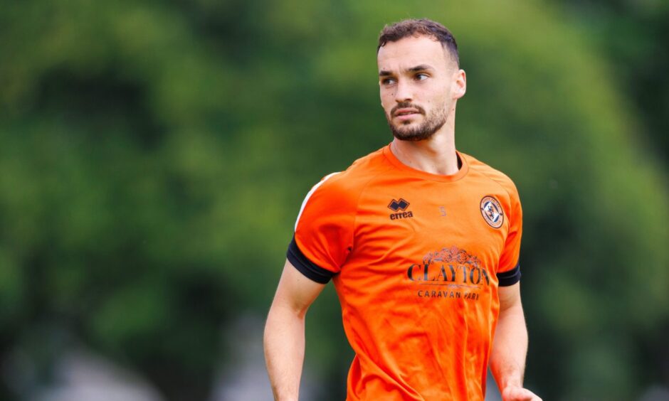 thecouriersport's tweet image. Vicko Sevelj talks Dundee United fans in fancy dress, Euro glory days and his Ivan Dolcek sales pitch dlvr.it/TM4zNK