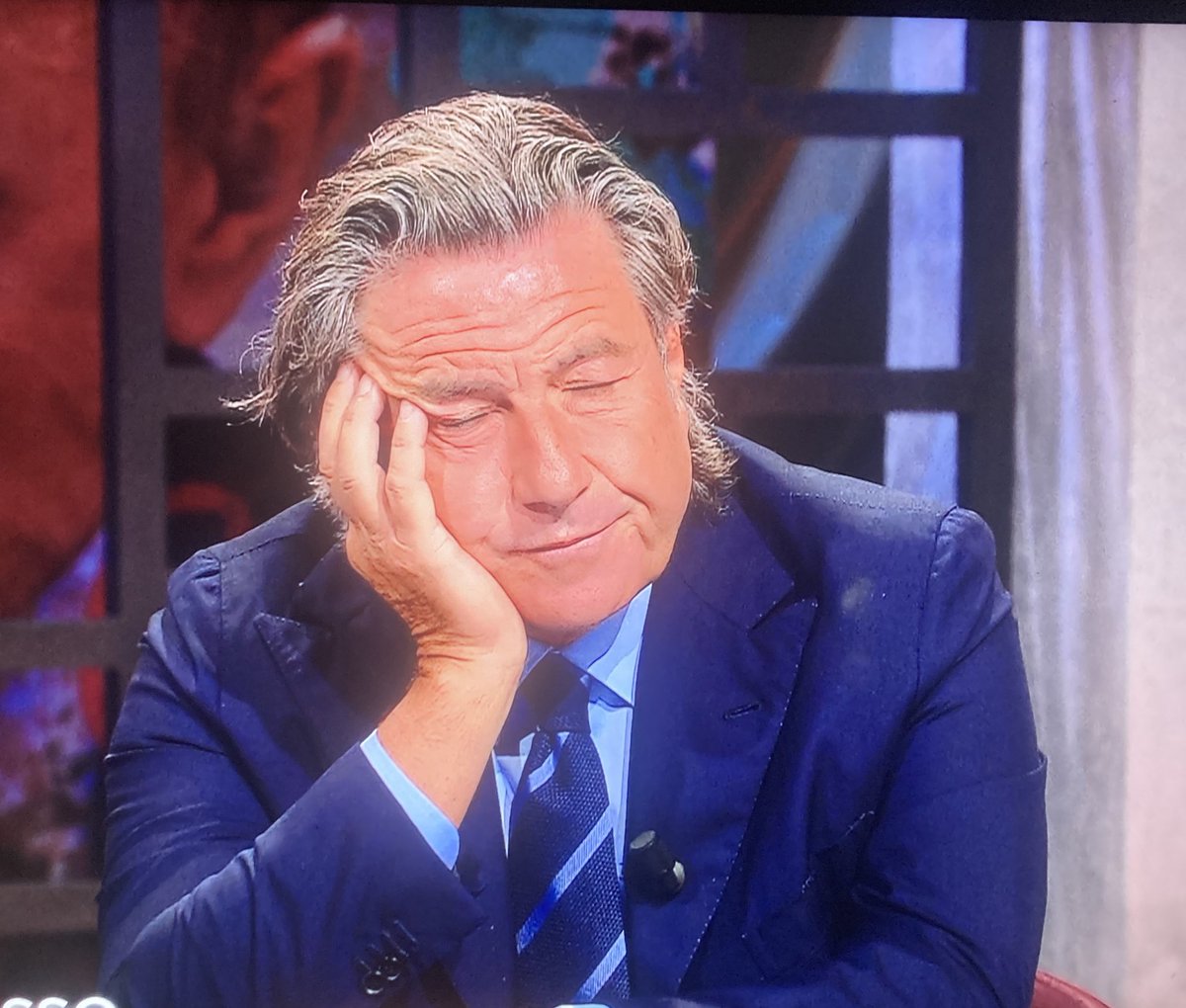 eellmt's tweet image. ma come salta in mente alla Carollo di affermare che “la scienza è imperfetta”? 

la scienza non può essere imperfetta proprio perché S C I E N Z A 

#garlasco 
#zonabianca