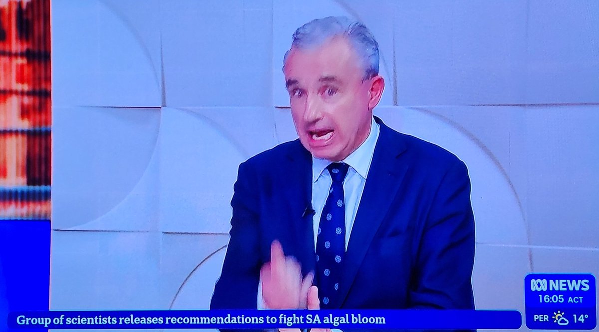 sszinglehead's tweet image. PK giving Kevin Hogan a hard time on not reading a critical Agriculture report on biosecurity requirements on imported beef from the US
The report is freely available and PK has read it. The Shadow Minister for Trade has not.
My goodness he's a dribbler #AfternoonBriefing