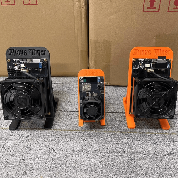 findmyblock's tweet image. 👋 Shoutout to our amazing Bitaxe miners! Your dedication to decentralization matters. Every hash you contribute helps secure the Bitcoin network. Share your setup in the comments! 📸 #Bitaxe #Bitcoin