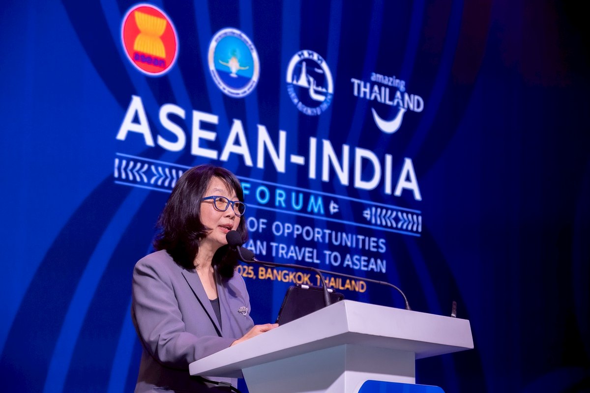 Tatnews_Org's tweet image. 🌏🤝 Thailand leads efforts to grow India–ASEAN travel! Boosted air links & tourism ties = stronger regional exchange. 🇹🇭🇮🇳✨
👉 tatnews.org/2025/07/thaila…
#Thailand #TATNews #ThaiTravelNews #IndiaASEAN #TourismPartnership #AmazingThailand #ExploreAsia