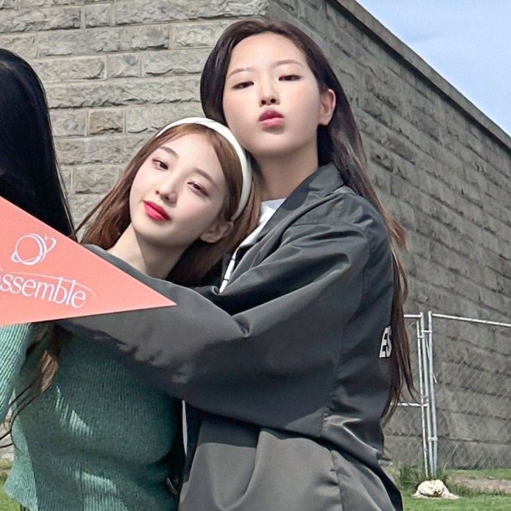 looblethink's tweet image. #yeohye