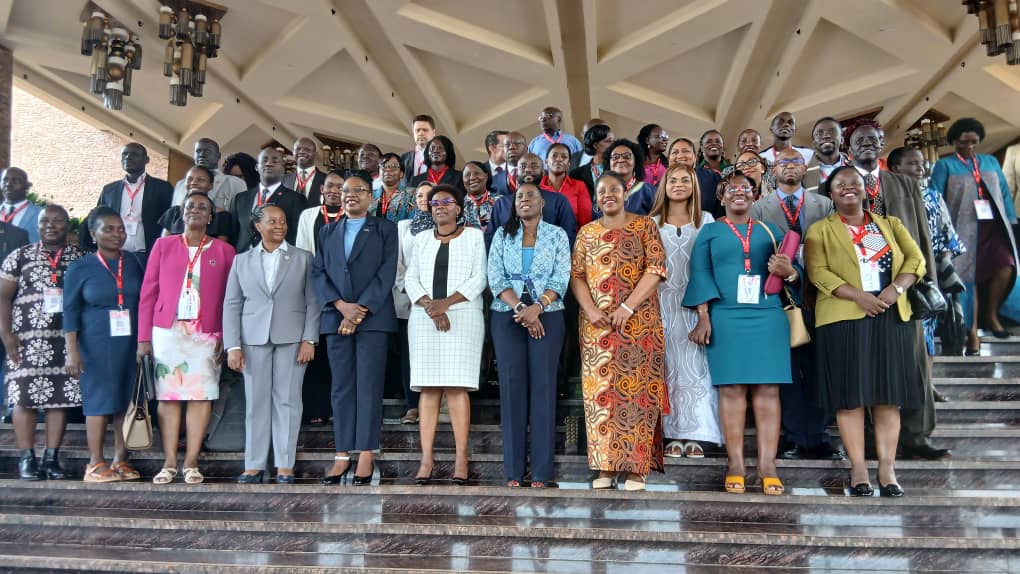 UNAIDS_UG's tweet image. Over the past three days, @UNAIDS has joined partners in the #TripleEliminationConfUG. We reaffirm:
▶️Empowered communities are key
▶️Child survival is a shared responsibility
Ending vertical transmission is possible, but we must act, collaborate, and remain accountable.