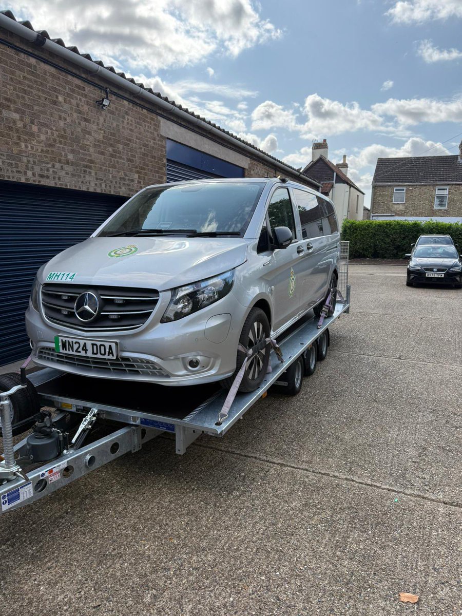 t_riple9's tweet image. We don’t gatekeep greatness. We’re teaming up with another converter on this build, simply to build better, faster, smarter. Because egos don’t save lives, but good vehicles do! Shared knowledge, better customer experience.
#BlueLightBuilds #CollabNotClash #EmergencyFleet