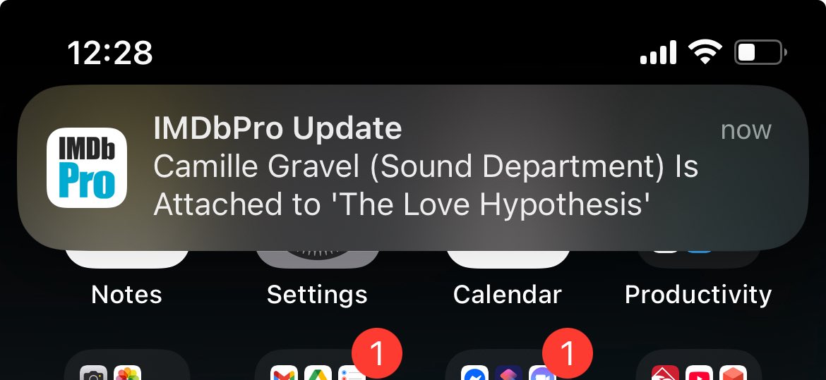 tarzelladraws's tweet image. Gonna start a Love Hypothesis Movie Updates page but instead of actual important news I just update yβall any time someone gets added to the sound or camera department (this is the 3rd notification Iβve gotten)