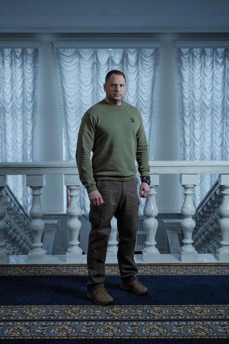 Strong and timely piece from the FT on Andriy Yermak, head of the Presidential Administration and Ukraine’s “Grey Cardinal.” While I don’t agree with everything, the reporting offers valuable criticism worth unpacking in a thread. Key takeaways: