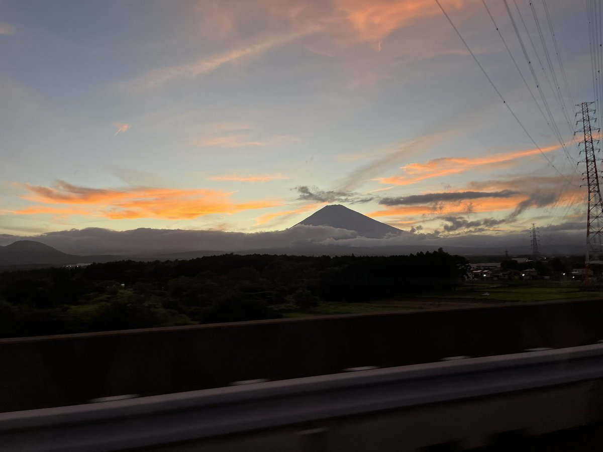 Oracle_Odm's tweet image. Sinon en dehors des weeberie de golmon mon voyage au Japon c’est aussi ça :