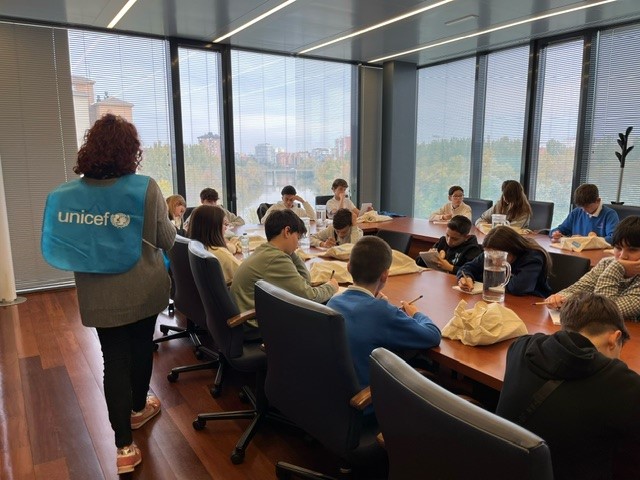 UNICEFComitéCYL tweet media