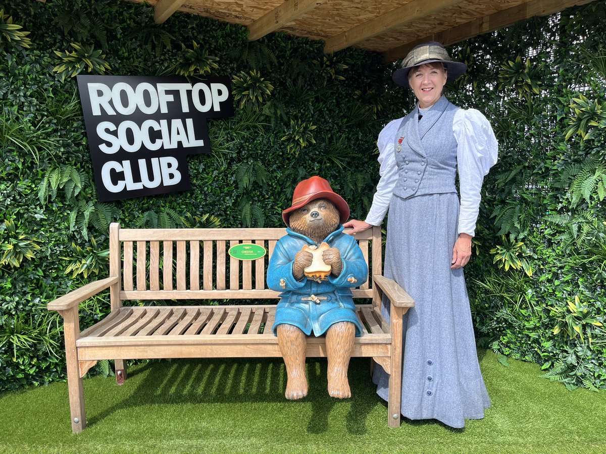 Edwardian_Lady's tweet image. Edwardian Lady Walking Tour today at 11.00am tickets from your Visitor Information Centre @ShitChester @VisitChester_
