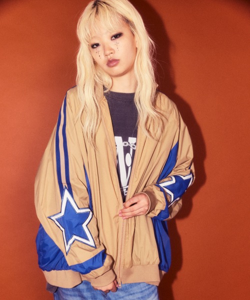 CandyStripper今期SWITCHEDNYLONBLOUSON完売カラー CandyStripper今期SWITCHEDNYLONBLOUSON完売カラー