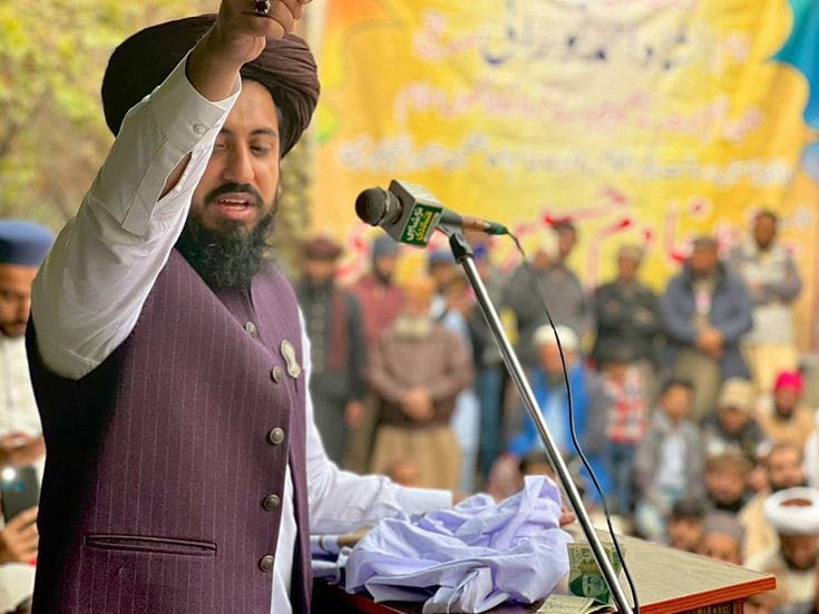 بابا جی فرماتے ہیں
گل ایہو جئی کرو اگلے دو دھوں نکل جاوے

سعد بھائی نے وہ فرمان پورا کر دکھایا🥳