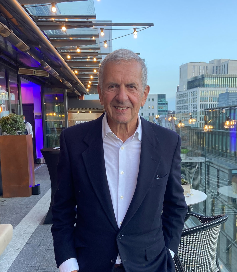 geraldratner's tweet image. In Manchester for a speech