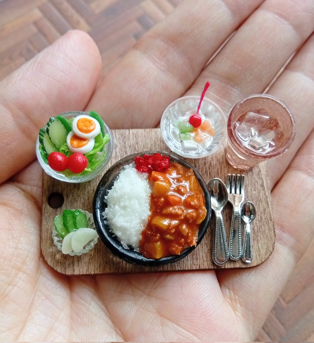 専用?専用ページ?ミニチュアフード カレーライス ドールは リカちゃん