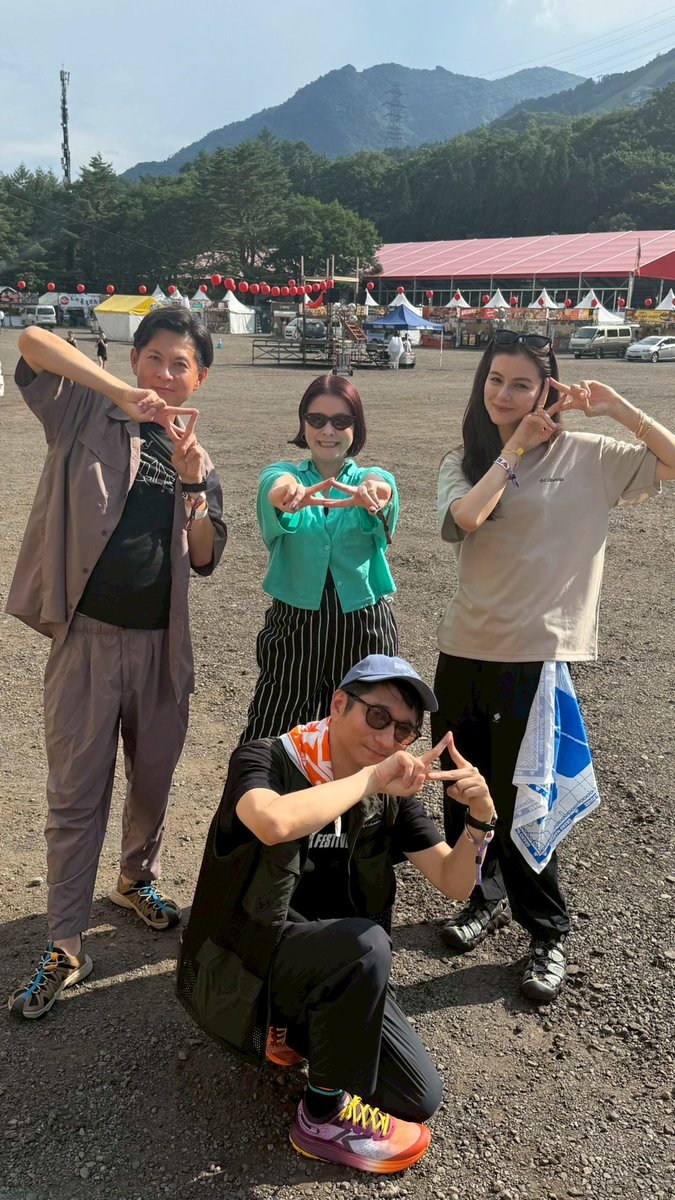 GRANDMARQUEE813's tweet image. 【⛺️GRAND MARQUEE FUJI ROCK SPECIAL⛺️】
本日は、タカセレに加え、
フェスティバルライフ 編集長
#津田昌太朗 さん、MC/ライター #奥浜レイラ さんと
4人でフジロック前夜祭会場から
会場の熱気をお届けします!
📻radiko.jp/share/?sid=FMJ…
#マーキー813 #jwave #フジロック