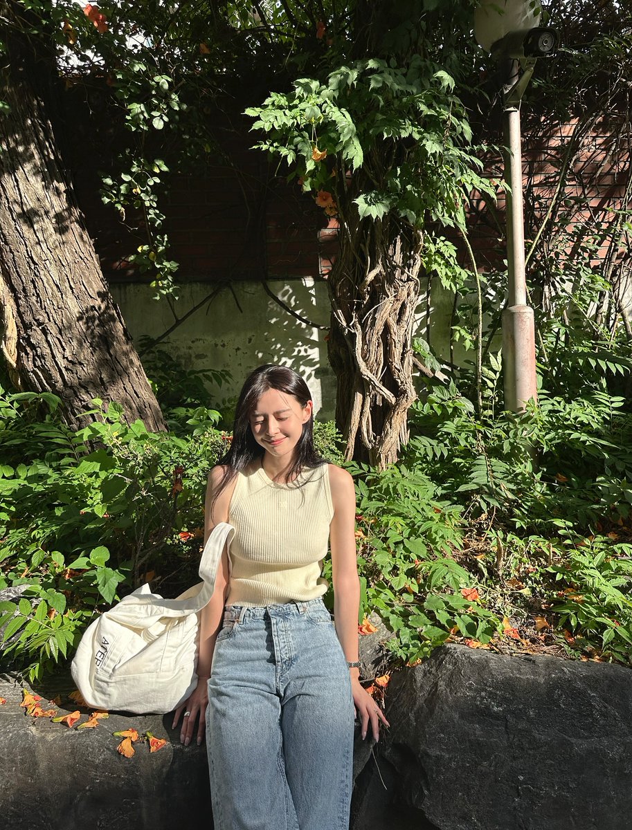 250724 | Kwon Nara (hv_nara) Instagram Update 💖😍

"💛"
🎶: 2242 - Jaz Karis

🔗instagram.com/p/DMetw8IzhXJ/…

#KwonNara #권나라