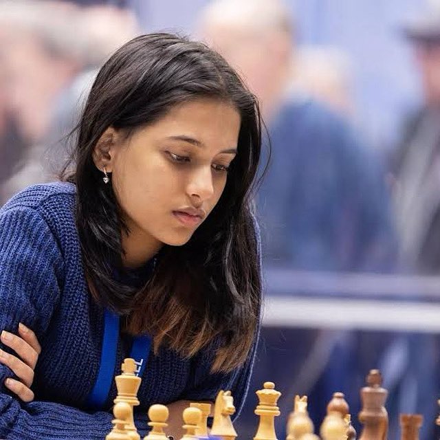 praful_patel's tweet image. What an incredible achievement!
19-year-old Divya Deshmukh is the first Indian to reach the FIDE Women's World Cup final!
The passion and talent you display are truly inspiring. Wishing you the best of luck in the finals.
#fidewomensworldcup