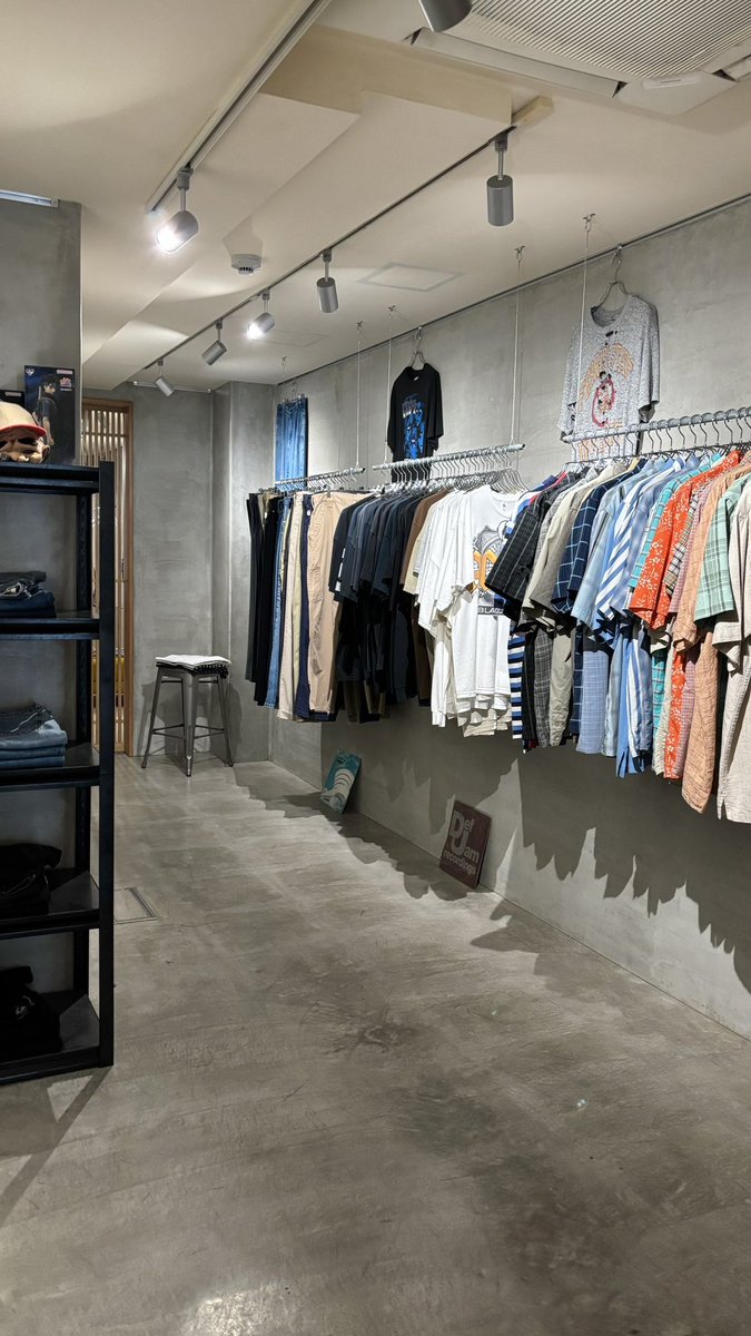 今週土日は名古屋の店立ちます！
名古屋大須の古着屋daybydayで
お待ちしてますのでお近くにいらっしゃる方ぜひ🎐