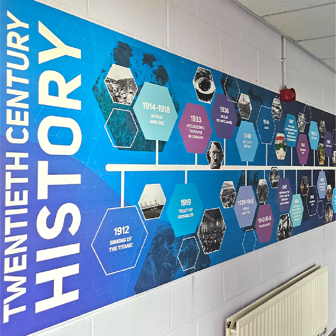 Print_ForSkwls's tweet image. We're sure you'll agree that the displays, designed by our team and installed at Winterhill School, look great. Creating an inspiring environment for students. Learn more ow.ly/QyIb50MVp6p #PrintForSchools #Education #WallDisplay #DigitalPrint #SubjectBoards #SchoolPrinters