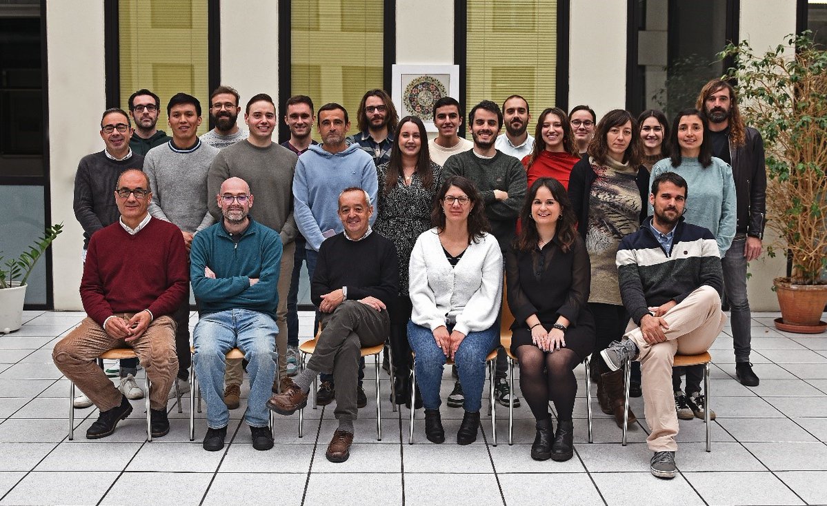 Instituto de Cerámica y Vidrio ICV-CSIC (@icvcsic) on Twitter photo Nueva fotografía del grupo Ceramics for Smart Systems (CSS), en el <a href="/icvcsic/">Instituto de Cerámica y Vidrio ICV-CSIC</a> . Su objetivo es el diseño y desarrollo de cerámicas funcionales y su integración en sistemas avanzados.
css.icv.csic.es
<a href="/DLGMA_CSIC/">Delegación Institucional del CSIC en Madrid</a> <a href="/CSIC/">CSIC</a> Nueva fotografía del grupo Ceramics for Smart Systems (CSS), en el <a href="/icvcsic/">Instituto de Cerámica y Vidrio ICV-CSIC</a> . Su objetivo es el diseño y desarrollo de cerámicas funcionales y su integración en sistemas avanzados.
css.icv.csic.es
<a href="/DLGMA_CSIC/">Delegación Institucional del CSIC en Madrid</a> <a href="/CSIC/">CSIC</a>