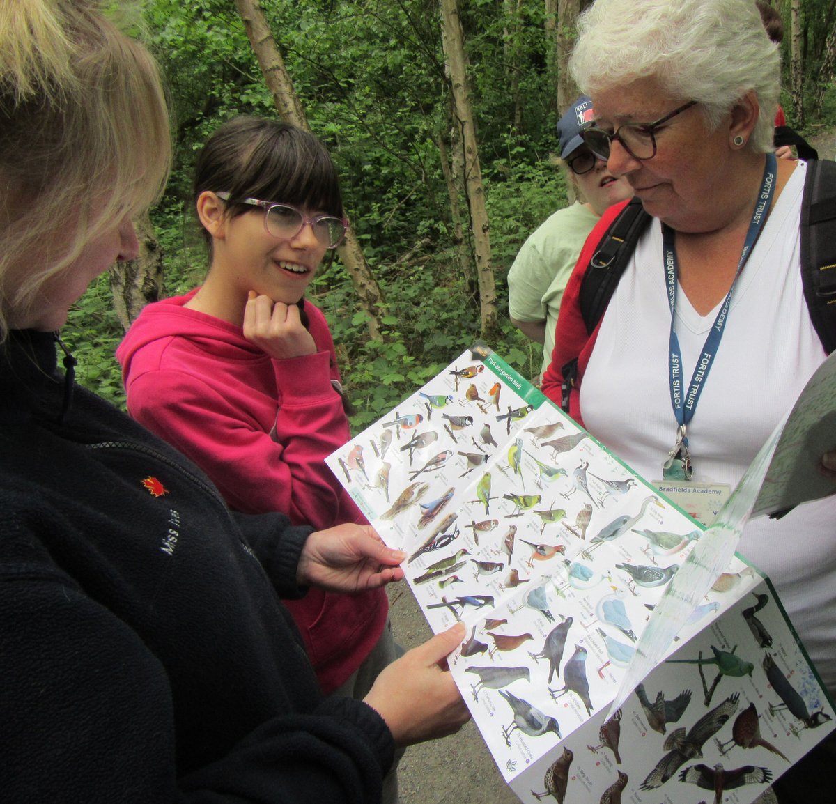 Students in Class MB, in the Maple Community, had a great day at Shorne Country Park.

They learnt to follow the trails, identify some trees &amp; birds, had a picnic, and had a lot of fun in the playground.

#Nature #LoveParks #LoveParksWeek #LoveParksWeek2025 #ParksMatter