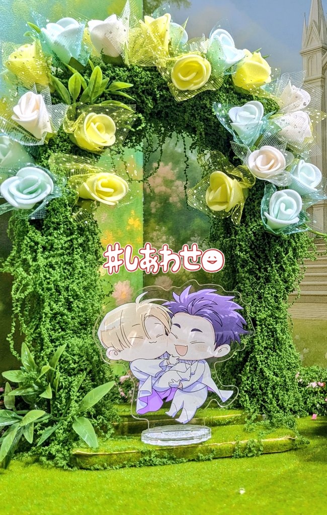 tonoka_mo's tweet image. 先日こっそりGOLD展行ってまいりました〜!!🥰
入口初っ端から自分のコーナーと対面してちょっとビックリ…印刷めちゃくちゃ綺麗です!!!✨
記念にサインも書かせていただきました〜💕
ぜひ皆様行ってみてくださいませ〜!!🐱🐺
素敵なアクスタ撮影コーナーもあるよ!!🕺✨