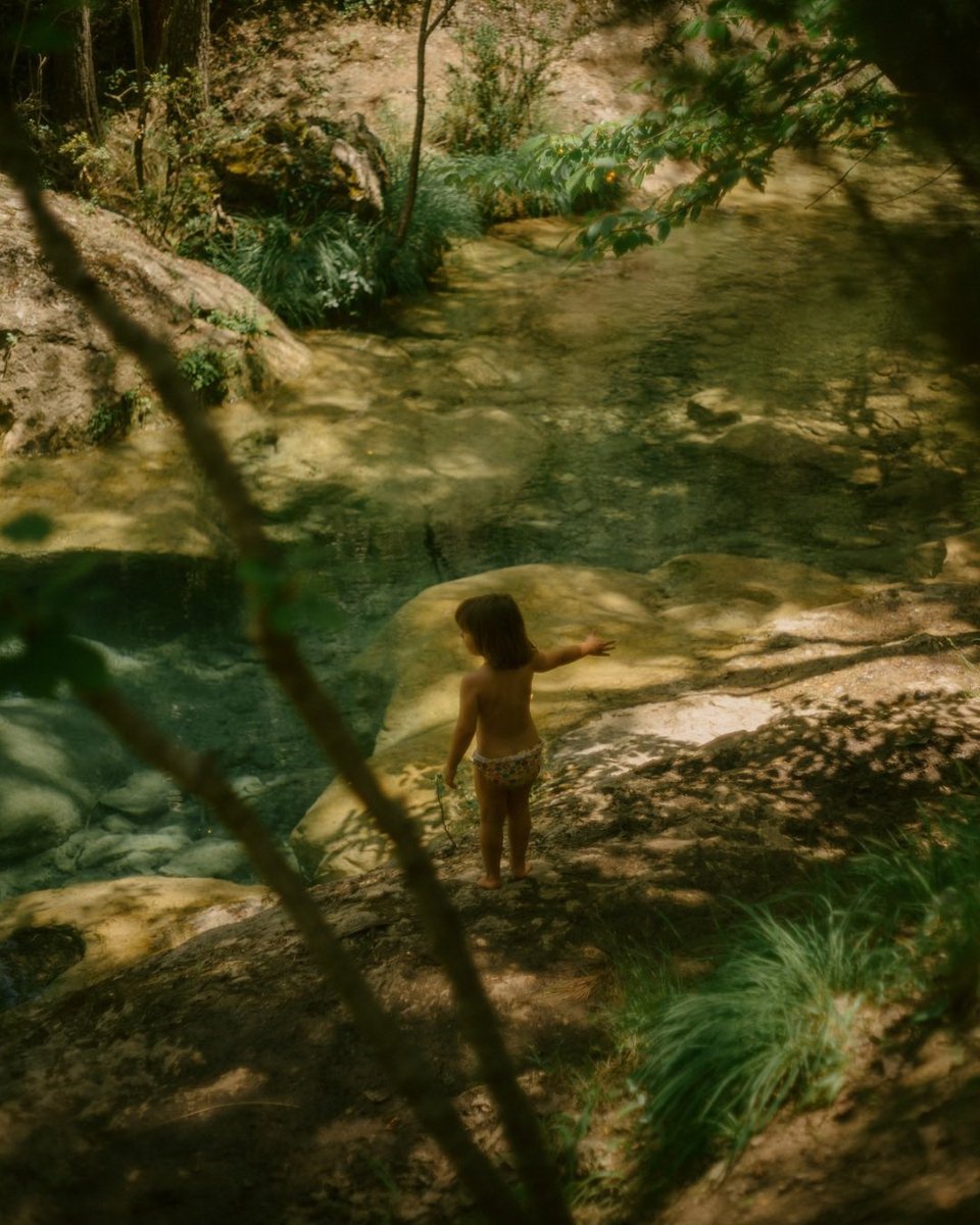 Isarusphoto's tweet image. Homeland, Birthmark.

A journey to my hometown, chasing ghosts, remembering my own childhood as if it was a past life.
