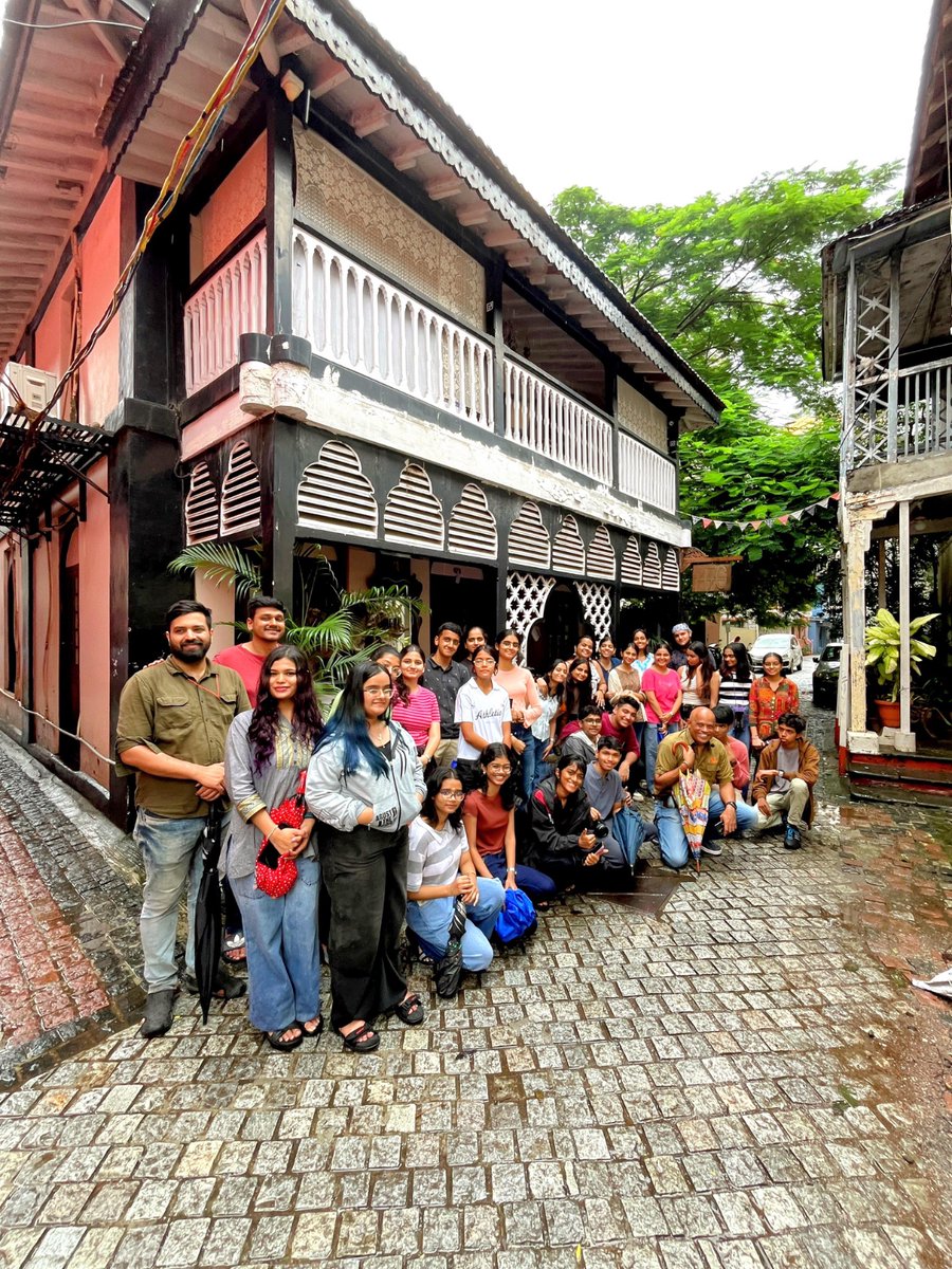 Khaki_Tours's tweet photo. Design meets history! First year college students from the Somaiya School of Design did an #EssentialMumbai tour with us as a part of a college introduction to the fundamentals of design. Our tour with the design students was a splash hit, even on a rainy day!
Highlights included:
- Scottish-Gujarati architectural fusion
- Designs that stand the test of time
- & the ultimate UI vs UX lesson
- The variety of architectural styles in Mumbai.
- A French architect who never existed!
- How good design repeats itself, even after thousands of years.
Ready to uncover more design secrets? Book our #EssentialMumbai tour for your students now! To book a tour, call +91 8828100111 or email hi@khakitours.com.
#DiscoverMumbai #MumbaiHeritageTour #MumbaiOnFoot #MumbaiTourism #ThingsToDoInMumbai #GatewayOfIndia #SomaiyaCollege #DesignStudents