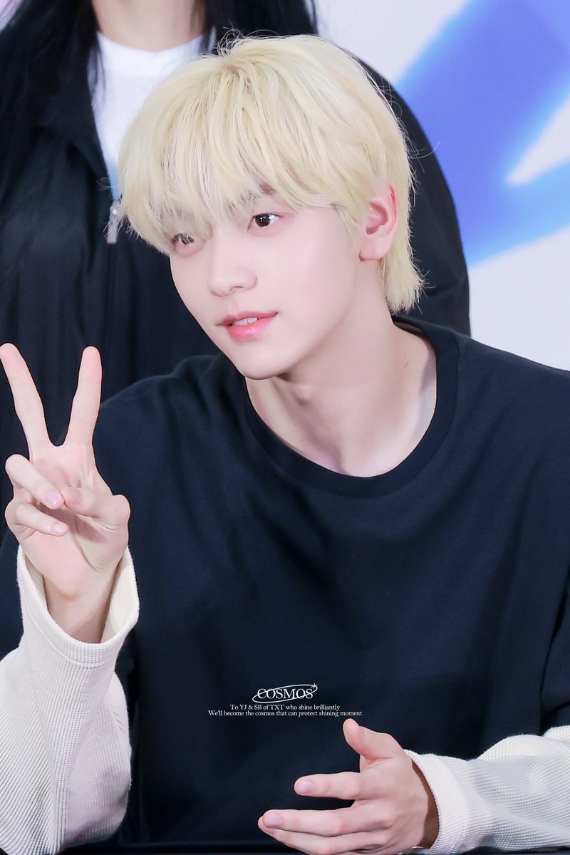 cosmos_913's tweet image. [HQ] 250723 ✌🏻

#SOOBIN #수빈 #スビン 
#투모로우바이투게더 #TXT