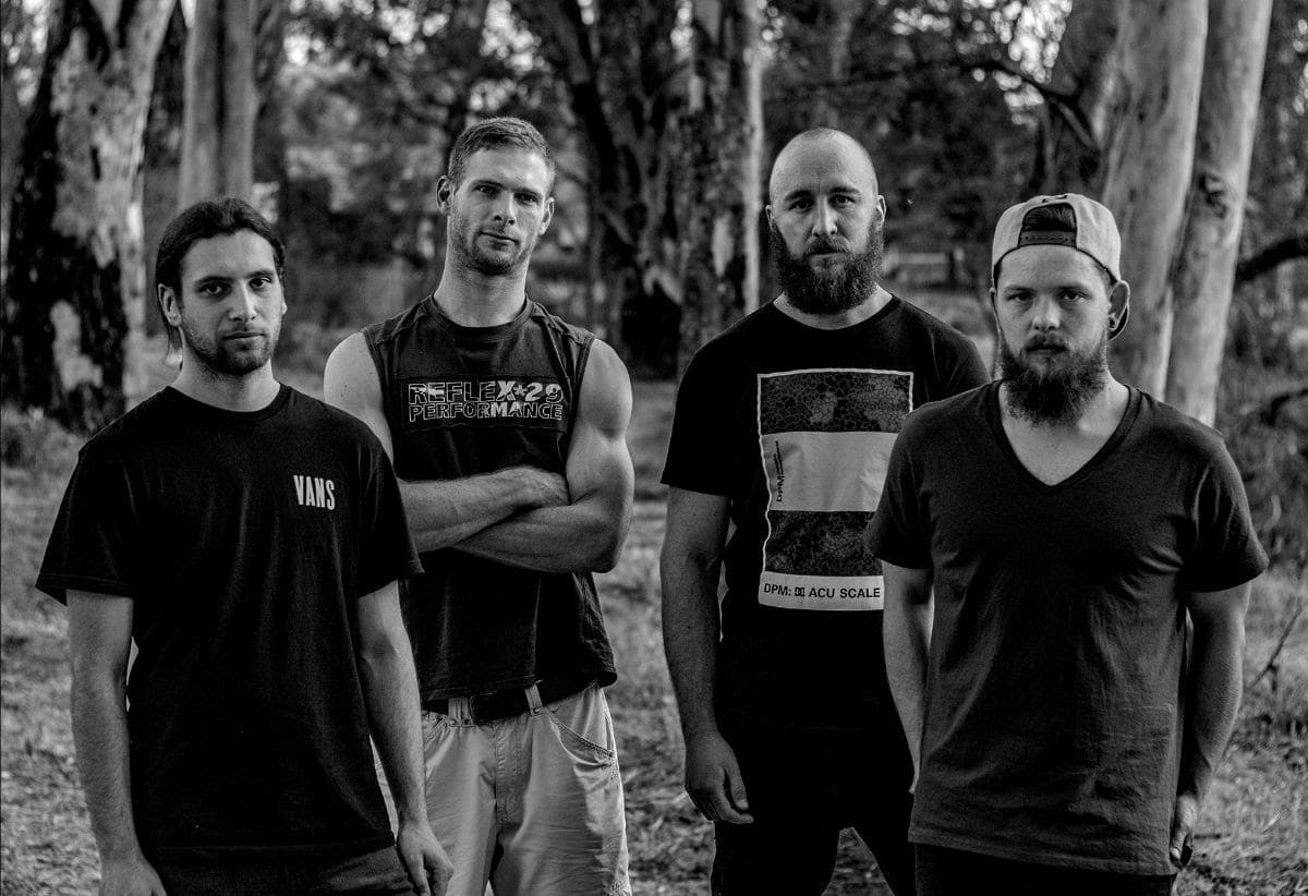 Remember This? - Sunken State unleash lyric video "This Is The End" #HeavyMetal #Johannesburg #SouthAfrica #SunkenState #ThisIsTheEnd  - Posted on @samusiczone
samusiczone.co.za/sunken-state-t…
