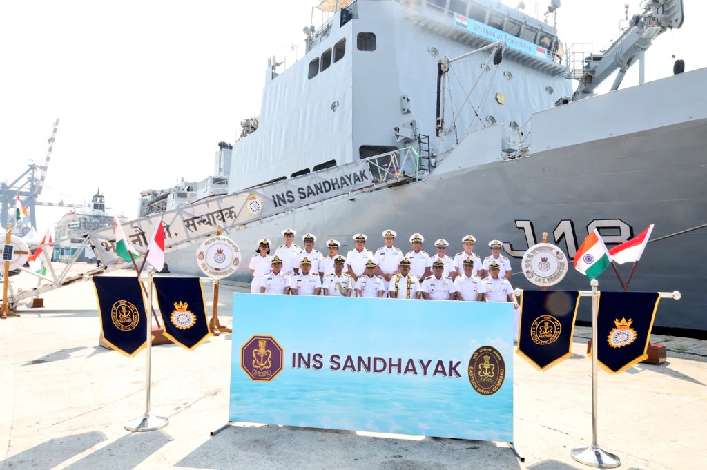 indiannavy's tweet image. Forging Waves of Cooperation
#INSSandhayak, the first indigenous Survey Vessel Large, on its maiden visit to #Indonesia arrived in Jakarta for a three-day visit, deepening hydrographic cooperation.
The visit is a reflection of #India’s commitment to regional maritime…