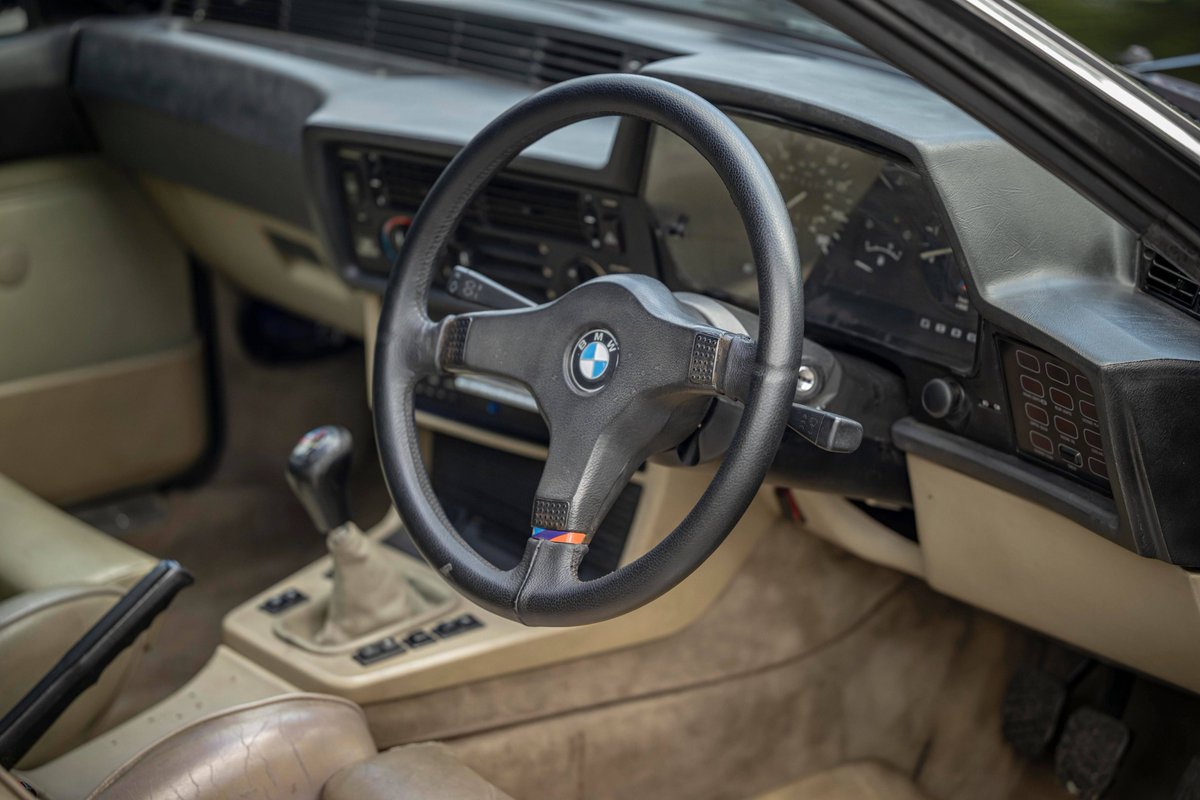 BonhamsCars's tweet image. Fitted with the desirable manual gearbox, this lovingly maintained 1986 M635 CSI is finished in "Diamond Black" with a beige leather interior 🇩🇪 Live Auction | tinyurl.com/2y5u3sr9