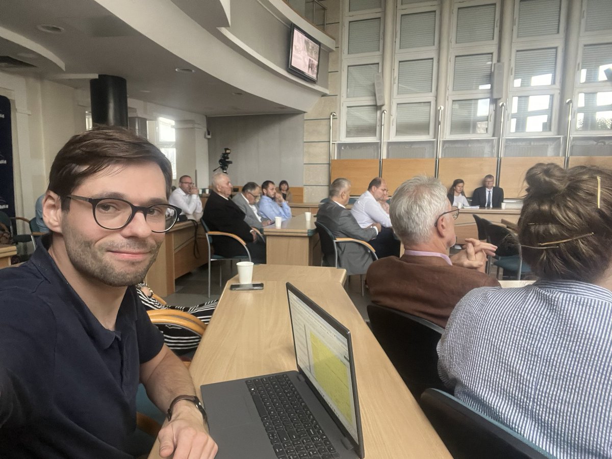 dudzinski_marek's tweet image. Hej @ZandbergRAZEM, dlaczego w @MiastoGdynia współpracujecie z deweloperem? Dlaczego Wasz radny @JakubZynis wspiera dewelopera kosztem mieszkańców? Czemu chcecie wyciąć las? 🌳