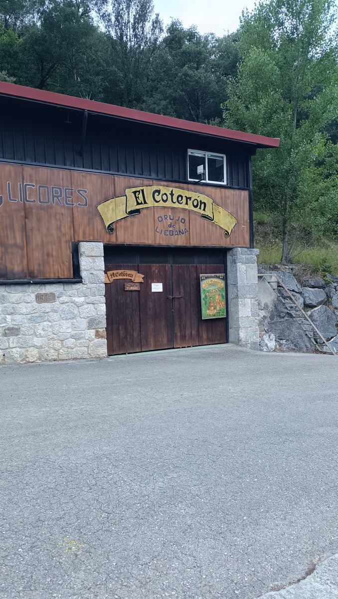🍇 Orujos El Coterón ⚗︎ (@orujoselcoteron) on Twitter photo #BuenosDiasATodos
Para un gran jueves chupitín de orujo de Liébana 😉
#FelizJueves
<a href="/Apez140/">Adrián P.Barandica</a> <a href="/josefuentesdp/">José Fuentes de Prado</a> <a href="/ViajesDigitales/">Viajero Digital ✈️🚢🚘🚂🌍 #CantabriaApetece</a> <a href="/lebanensis/">Camino Transcantábrico 🏔🇪🇸🇪🇺</a> <a href="/NatiBomba/">💢Nati López🔻</a> <a href="/NataliaArana19/">Natalia Arana</a> <a href="/CalvoBeatriz/">Beatriz Calvo Arranz</a> #BuenosDiasATodos
Para un gran jueves chupitín de orujo de Liébana 😉
#FelizJueves
<a href="/Apez140/">Adrián P.Barandica</a> <a href="/josefuentesdp/">José Fuentes de Prado</a> <a href="/ViajesDigitales/">Viajero Digital ✈️🚢🚘🚂🌍 #CantabriaApetece</a> <a href="/lebanensis/">Camino Transcantábrico 🏔🇪🇸🇪🇺</a> <a href="/NatiBomba/">💢Nati López🔻</a> <a href="/NataliaArana19/">Natalia Arana</a> <a href="/CalvoBeatriz/">Beatriz Calvo Arranz</a>