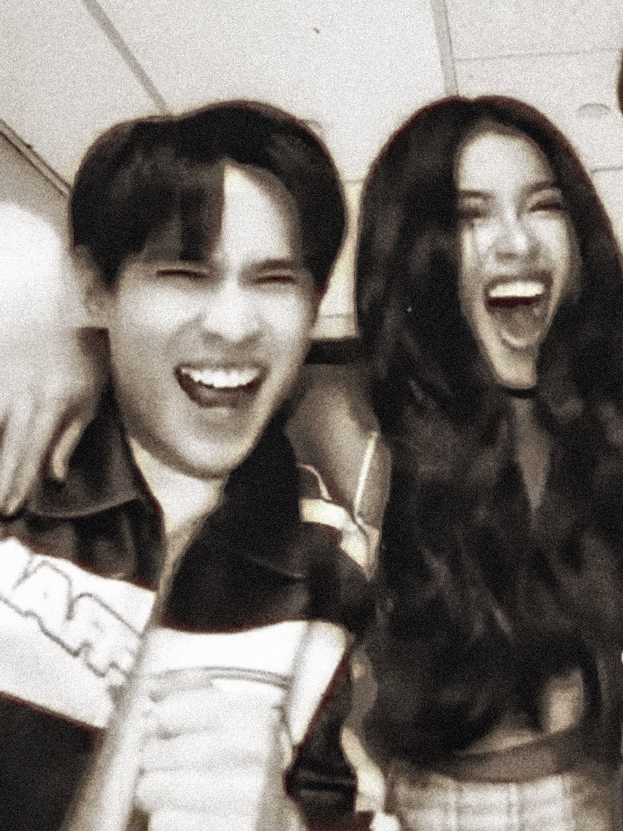 ayon nga sa kumpare kong si jeff buckley, IT’S NEVER OVERRRR

TWOGETHER WITH RALPHVEE