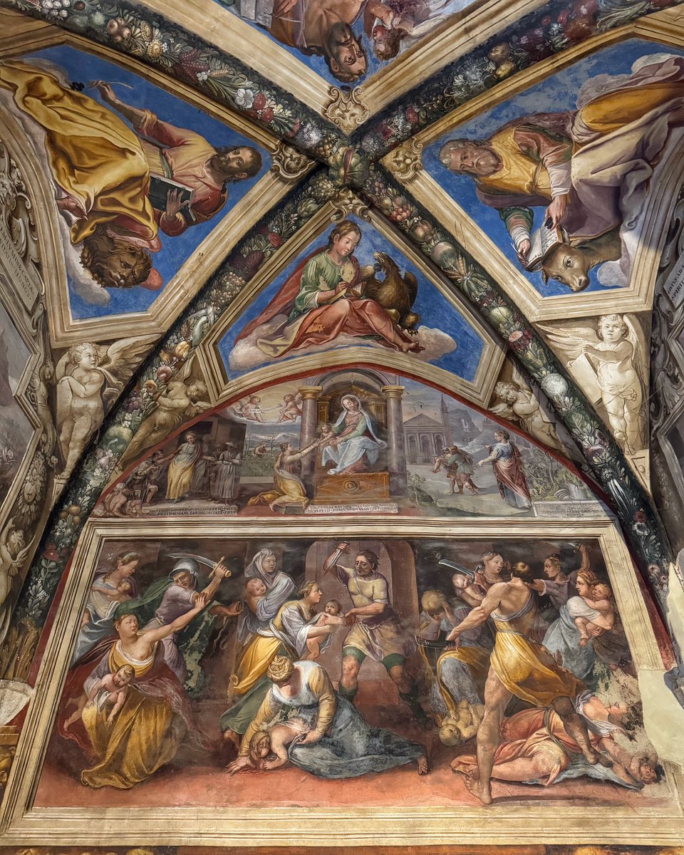InDamnatio's tweet image. Frescoed vault showing the massacre of the innocents, seated Virgin & child and the 4 evangelists, portico of the Basilica of St Gregory the Great, Spoleto