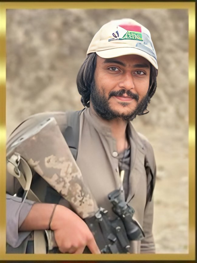 AqsaaKanwal's tweet image. جس صفیان کرد کو عوام کے ٹیکس کے پیسوں سے اسکالر شپ پر UMT لاہور میں تعلیم دلوائی گئی۔ وہ بلوچ اسٹوڈنٹس کونسل کا چیئرمین بھی بنا۔ وہی اصل میں BLA کا خطرناک دہشت گرد نکل آیا ہے جو 22 جولائی کو ہلاک ہوا۔