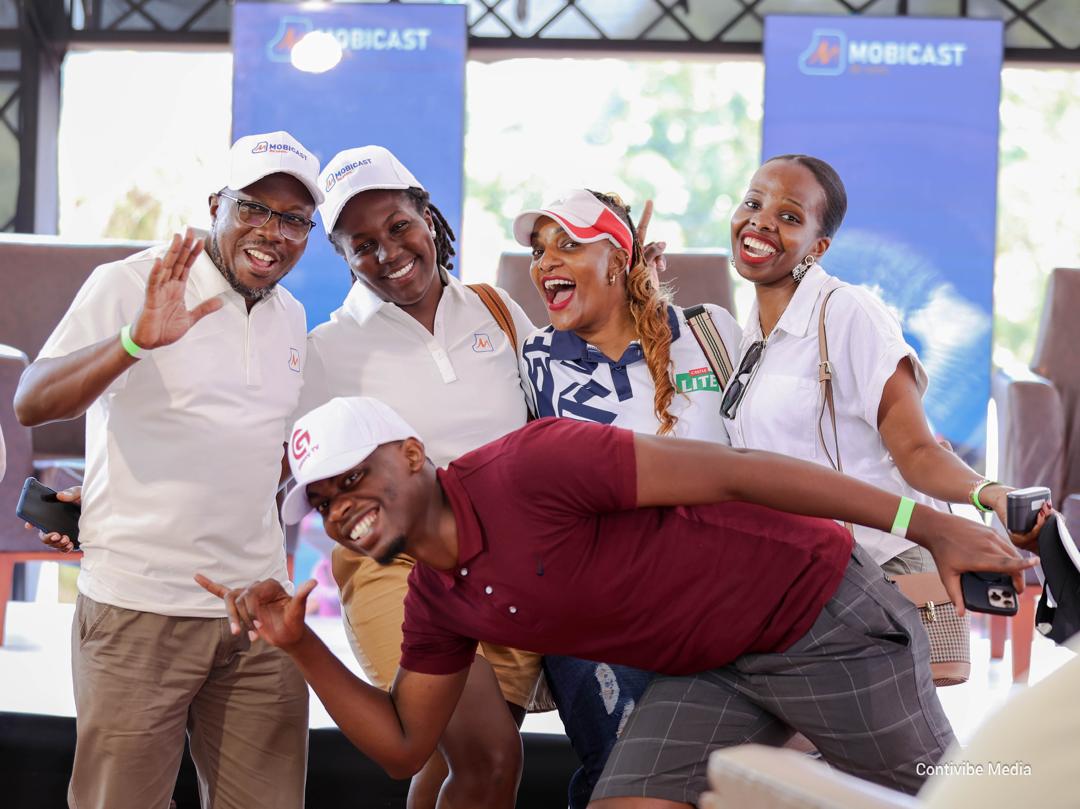 Nile Breweries Ltd (@nbluganda) on Twitter photo Through our premium brand <a href="/CastleLiteUg/">Castle Lite Uganda</a>, we were proud to sponsor the first-ever Marketers Golf Tournament & Clinic at Entebbe Club on Sunday, July 20. It was a perfect blend of sport, networking, and insightful conversation. Thanks to everyone who joined us! Through our premium brand <a href="/CastleLiteUg/">Castle Lite Uganda</a>, we were proud to sponsor the first-ever Marketers Golf Tournament & Clinic at Entebbe Club on Sunday, July 20. It was a perfect blend of sport, networking, and insightful conversation. Thanks to everyone who joined us!