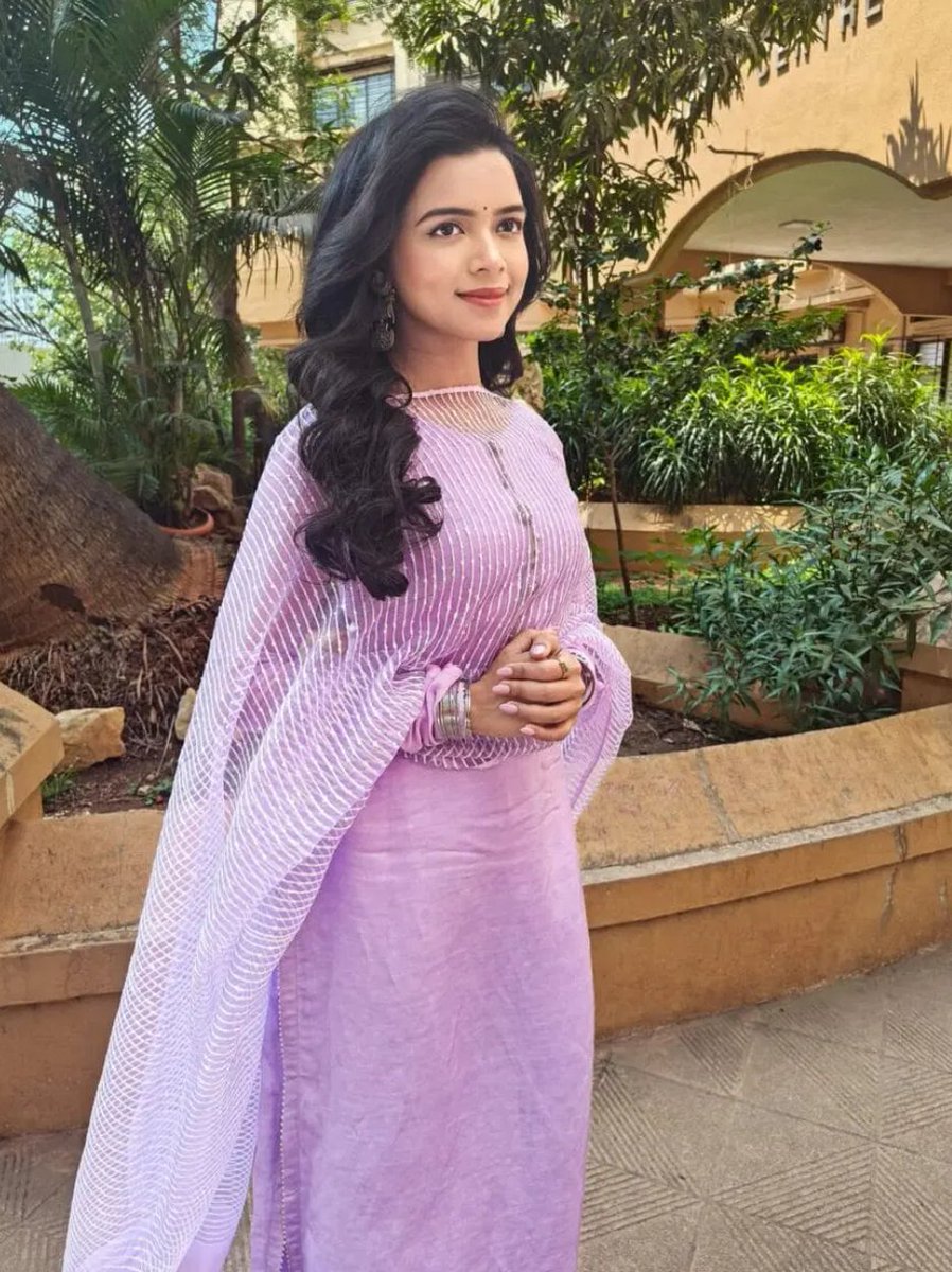JustShowbiz's tweet photo. Megha Ray Shares How Dumbbells on Set Keep Her Fit and Ready for Action Sequences in Divya Prem: Pyaar Aur Rahasya Ki Kahani 
#MeghaRay #DivyaPrem

https://t.co/1rhFUNHqZc via @JustShowBiz https://t.co/SHEAplGj2D