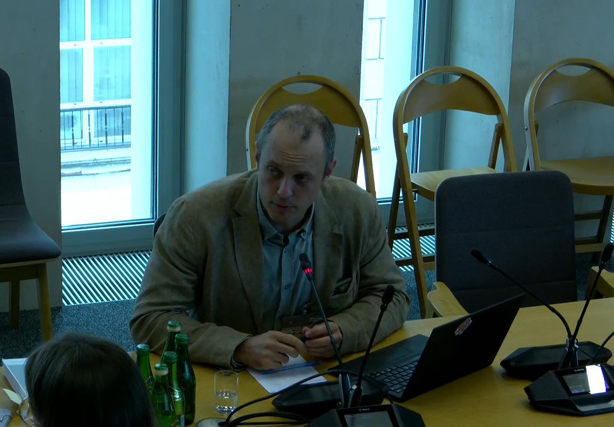 PracowniaBystra's tweet image. Prof. Michał Żmihorski @MZmihorski, dyrektor Instytutu Badań Ssaków PAN w Białowieży przedstawił raport na temat strefowania, bazujący na najnowszych danych zebranych przez ekspertów.
Obecne strefowanie nie było optymalne, poza tym zmieniły się zarówno warunki przyrodnicze,…