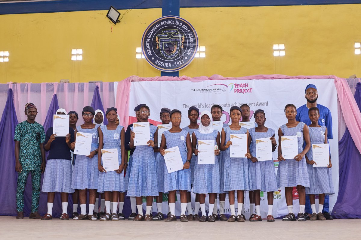 MoryamOlapade's tweet image. In May 2025, I documented a meaningful assignment in Abeokuta. International Awards presented to some public secondary school students. The day featured not just recognition, but also exhibitions and hands-on skill acquisition. So much potential in one space, and it felt real.