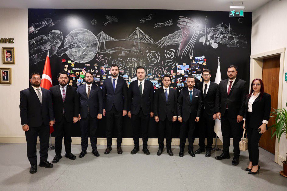 Fatoş GÜRKAN 🇹🇷 (@fatosgurkan) on Twitter photo Adana İl Gençlik Kolları Başkanlığı görevine atanan Yusuf Özdemir kardeşimize başarılar diliyorum.
AK Partimize ve <a href="/adanaakgenclik/">AK Gençlik Adana</a> teşkilatımıza hayırlı olsun.
Partimizin ve gençlerimizin yolu açık olsun.
<a href="/Yusuffzdmr/">Yusuf ÖZDEMİR</a> <a href="/avyusufibis/">Yusuf İBİŞ</a> <a href="/AKGenclikGM/">AK Gençlik</a> Adana İl Gençlik Kolları Başkanlığı görevine atanan Yusuf Özdemir kardeşimize başarılar diliyorum.
AK Partimize ve <a href="/adanaakgenclik/">AK Gençlik Adana</a> teşkilatımıza hayırlı olsun.
Partimizin ve gençlerimizin yolu açık olsun.
<a href="/Yusuffzdmr/">Yusuf ÖZDEMİR</a> <a href="/avyusufibis/">Yusuf İBİŞ</a> <a href="/AKGenclikGM/">AK Gençlik</a>